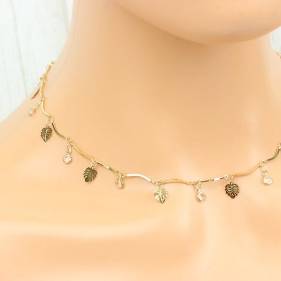 "Minimalist & Elegant Necklace Chain – Perfect for Women & Girls | UNVRC1009 - Picture 10 of 10